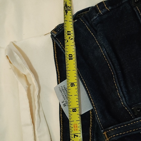 Levi's - Picture 4 of 4